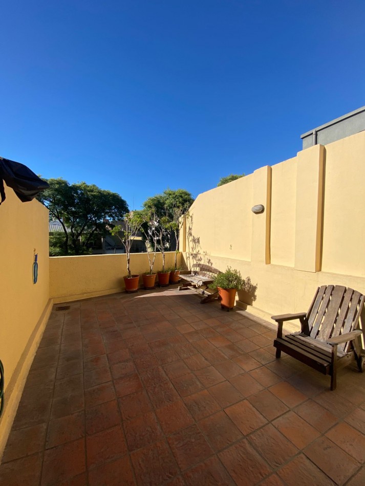 PH 2 AMBIENTES EN VENTA CON TERRAZA Y COCHERA