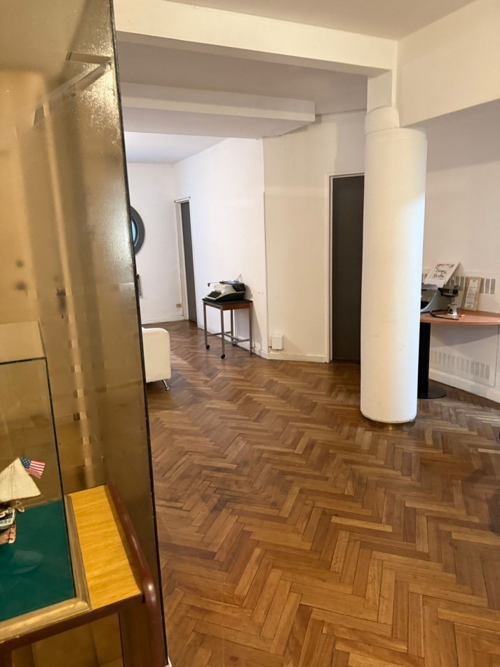 Oficina o vivienda en venta - 6 ambientes - Centro - Apto profesional