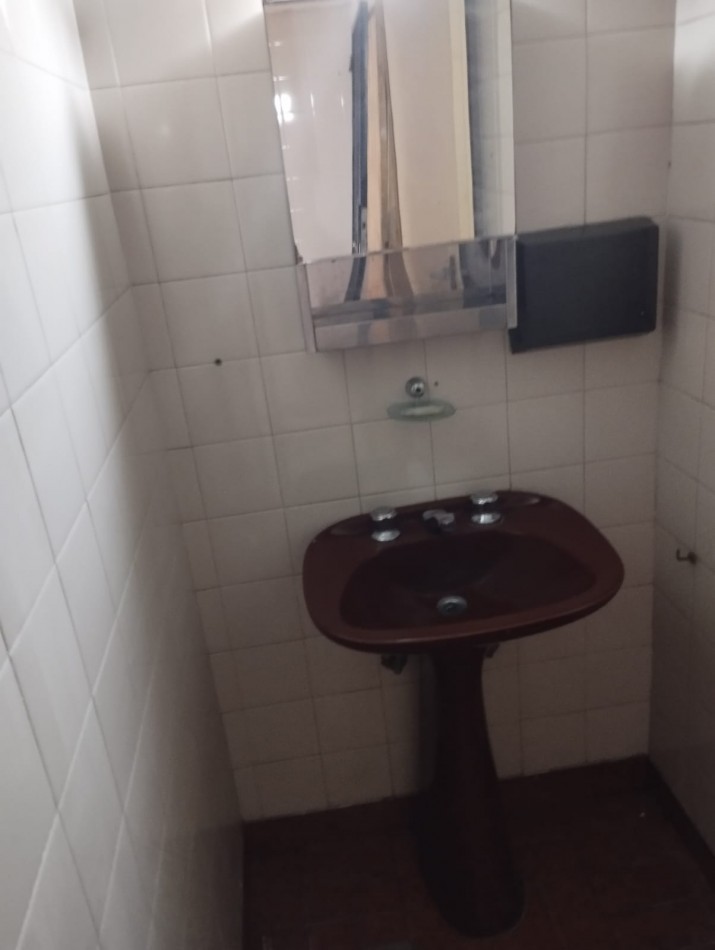 Venta local con renta activa - Fragata Sarmiento 600 - Caballito