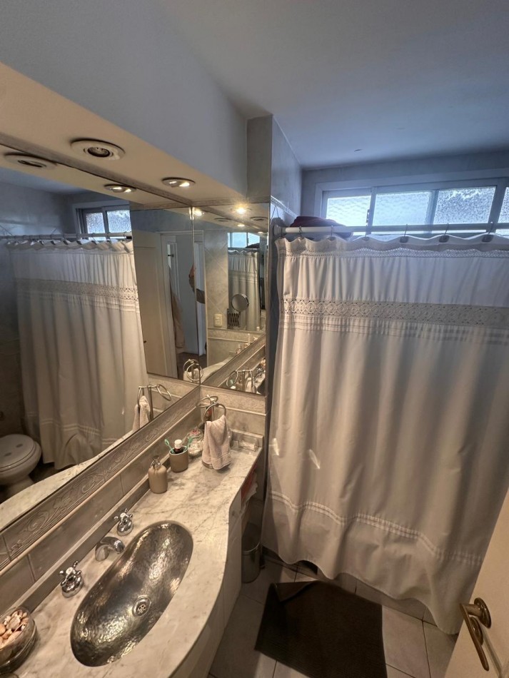 VENTA  DEPARTAMENTO - 4 AMBIENTES + DEPENDENCIA + BAULERA | AV. SANTA FE - RECOLETA