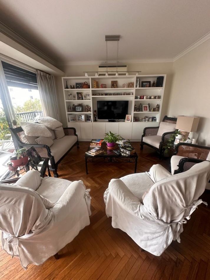 VENTA  DEPARTAMENTO - 4 AMBIENTES + DEPENDENCIA + BAULERA | AV. SANTA FE - RECOLETA