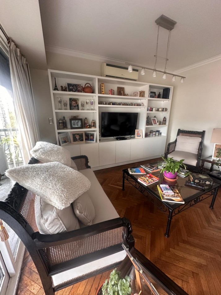 VENTA  DEPARTAMENTO - 4 AMBIENTES + DEPENDENCIA + BAULERA | AV. SANTA FE - RECOLETA