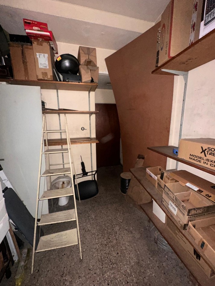 ALQUILER - Local Comercial + Oficina en 4 Plantas - Microcentro