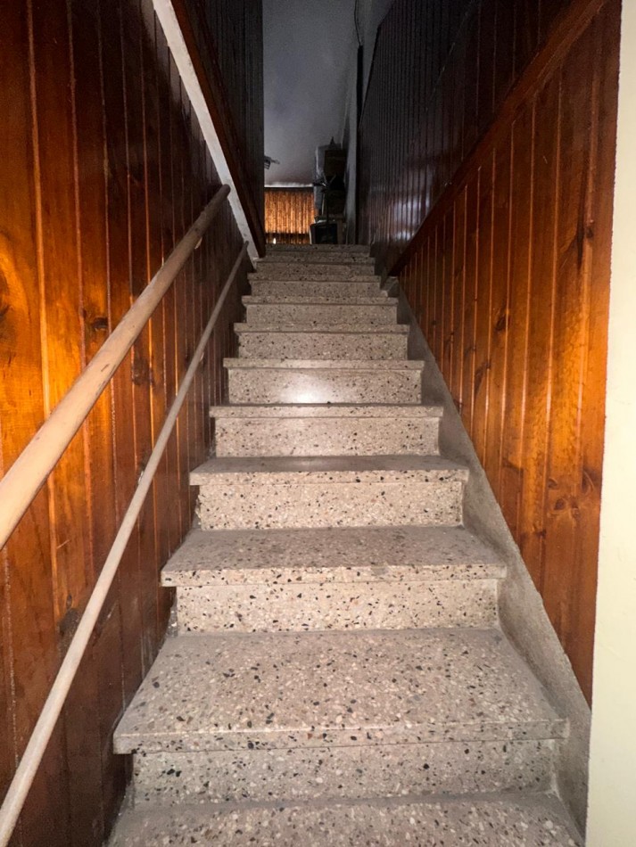 ALQUILER - Local Comercial + Oficina en 4 Plantas - Microcentro