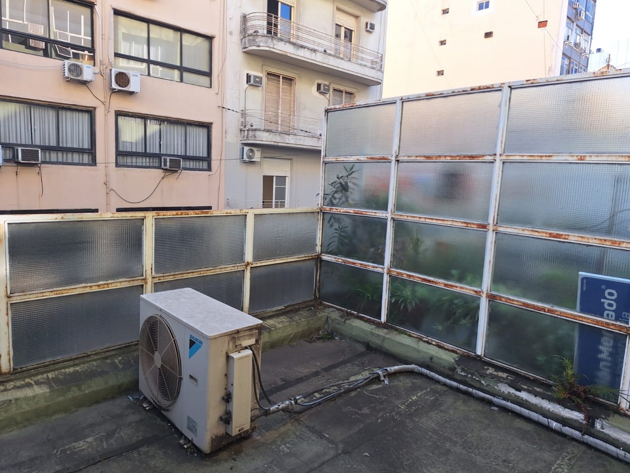 ALQUILER - Local Comercial + Oficina en 4 Plantas - Microcentro