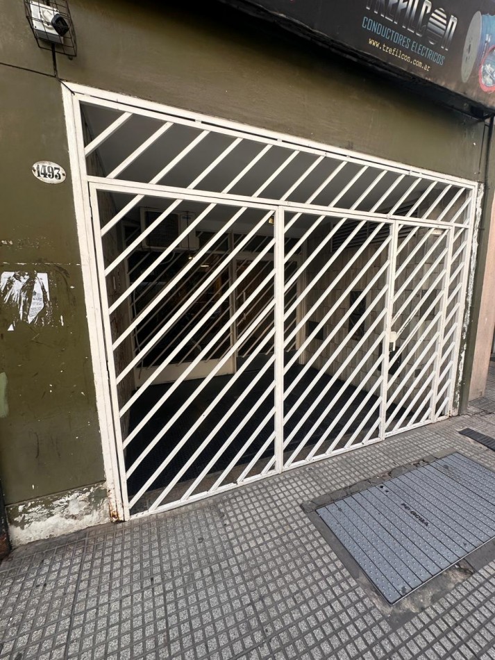 VENTA - Oficina + Local Comercial en 4 Plantas - Microcentro