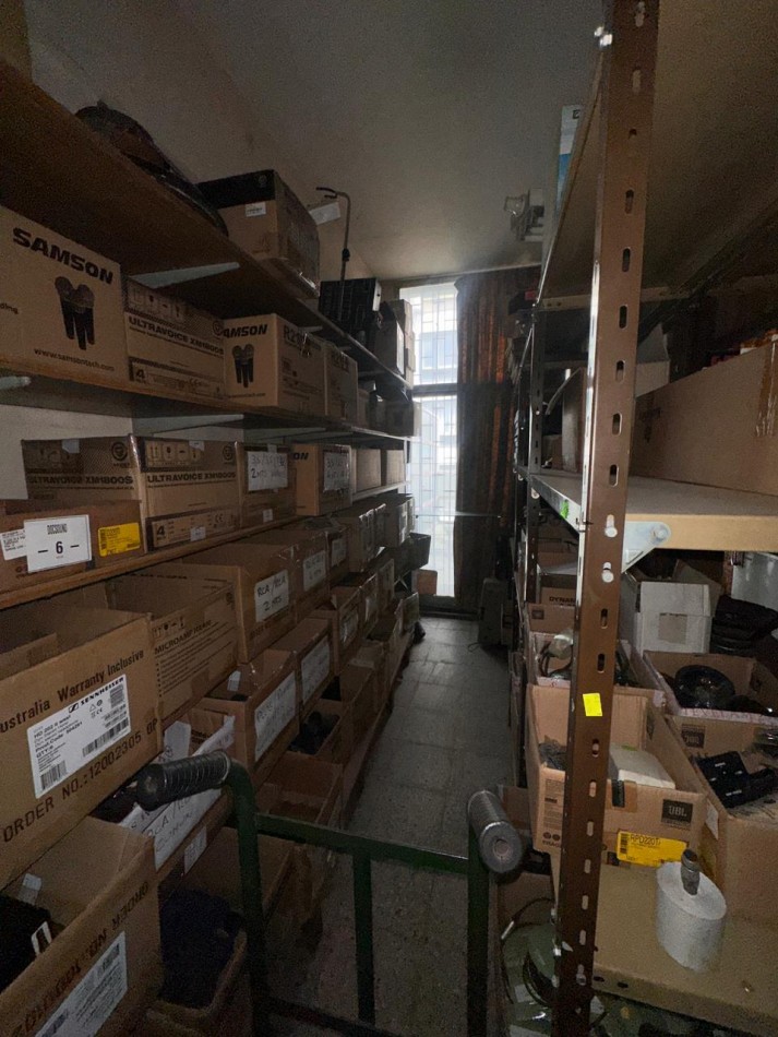 VENTA - Oficina + Local Comercial en 4 Plantas - Microcentro