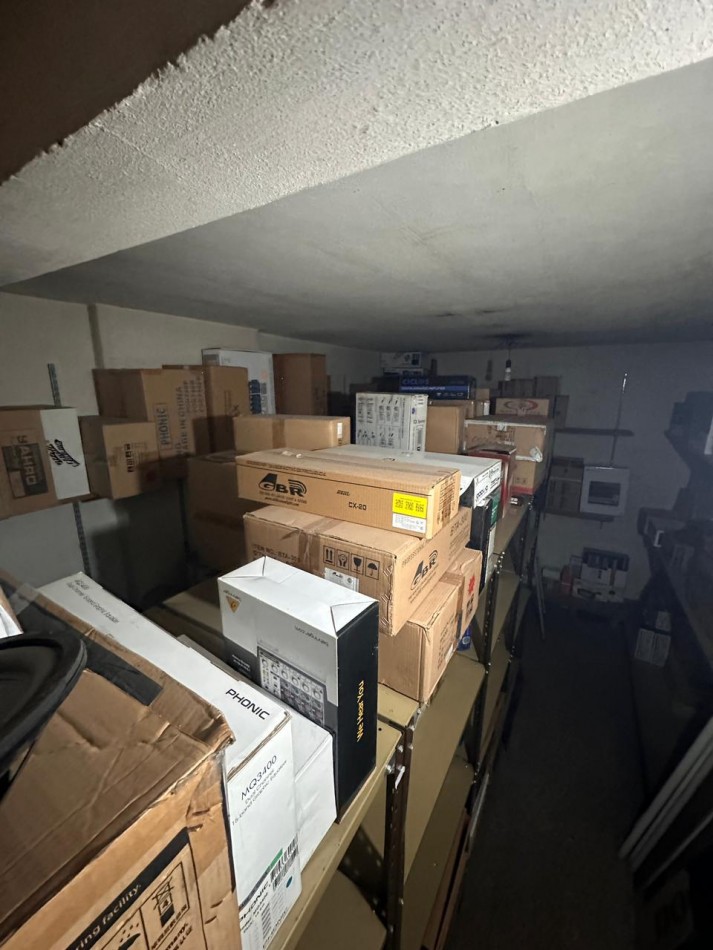 VENTA - Oficina + Local Comercial en 4 Plantas - Microcentro