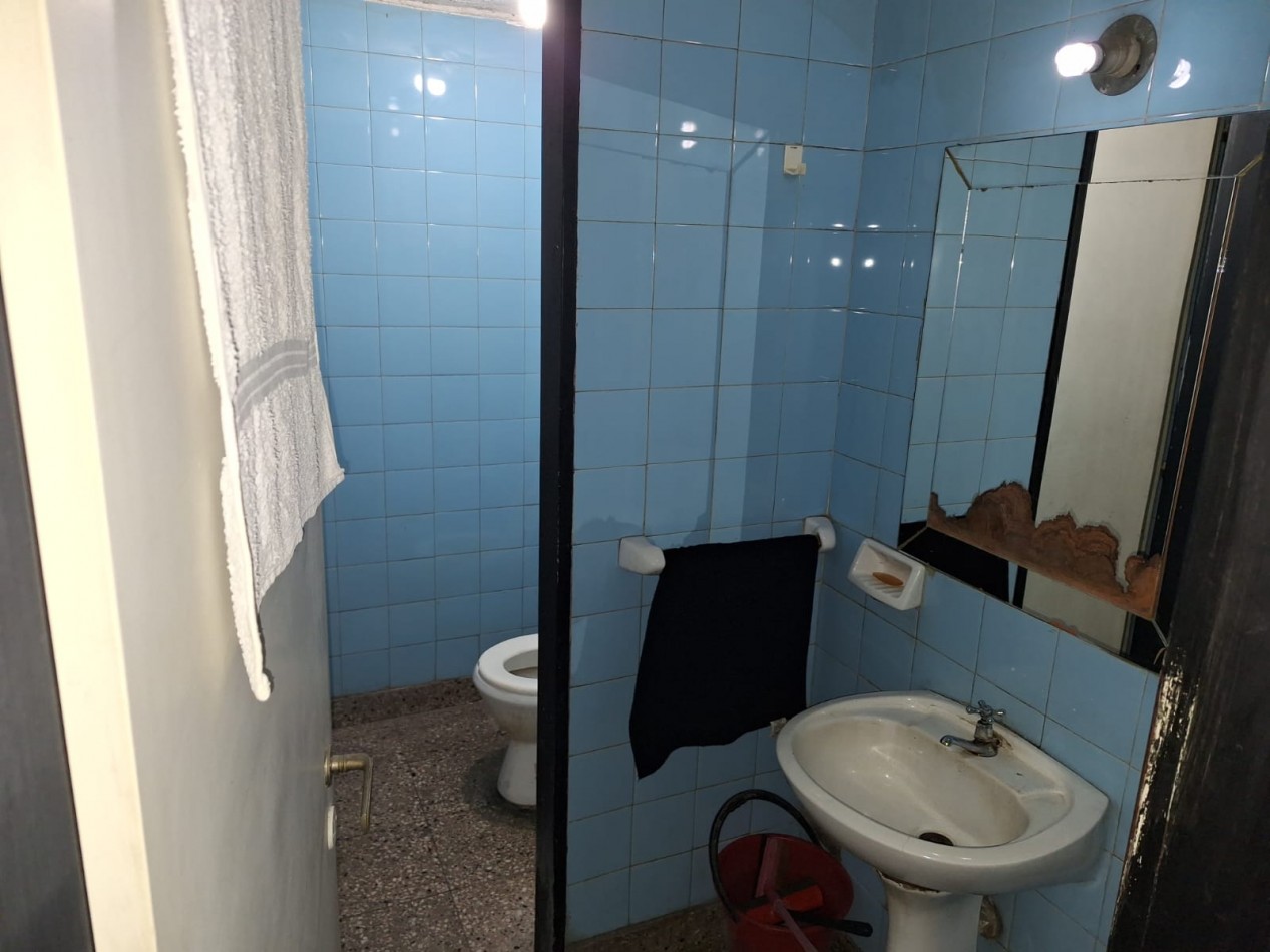 VENTA - Oficina + Local Comercial en 4 Plantas - Microcentro