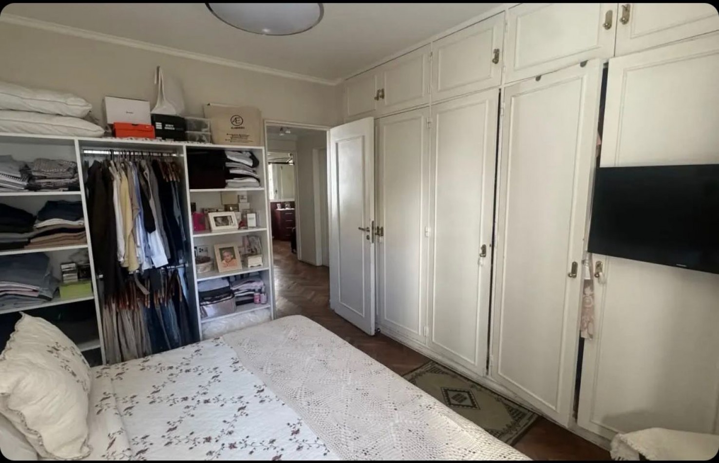 4 ambientes c/dependencia 7mo piso frente balcon- Av. Sta. Fe 2644