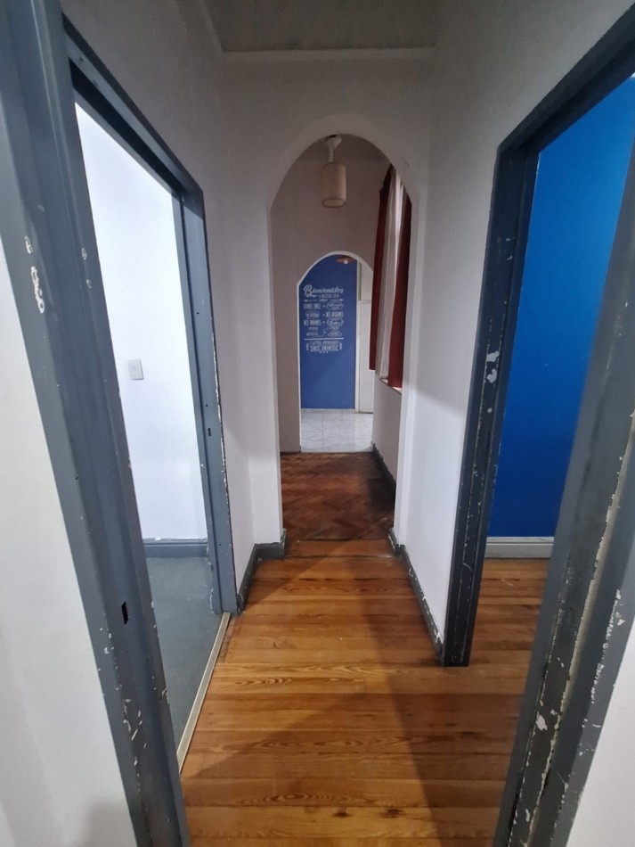 Oportunidad de inversion - Departamento 4 ambientes reales ideal renta, Reestructurado a 7 ambientes- SEMIPISO