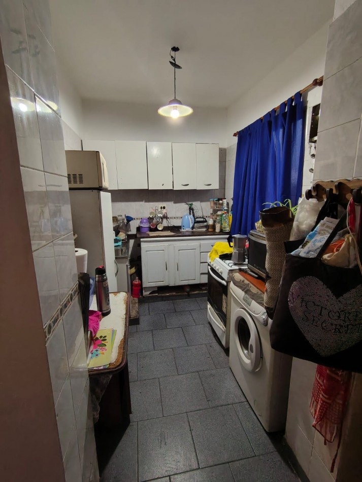 PH EN VENTA - 4 AMBIENTES - APTO CREDITO