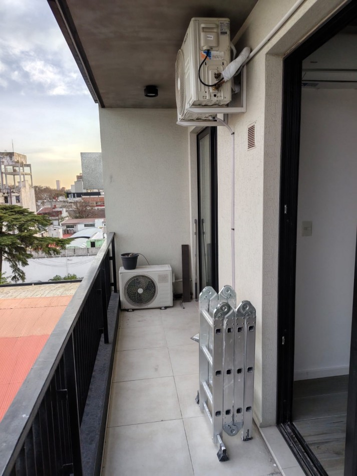 ALQUILER 2 AMBIENTES - VILLA DEVOTO - BALCON Y AMENITIES