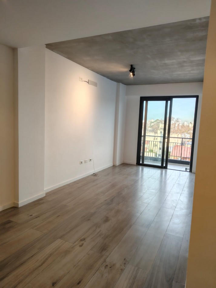 ALQUILER 2 AMBIENTES - VILLA DEVOTO - BALCON Y AMENITIES