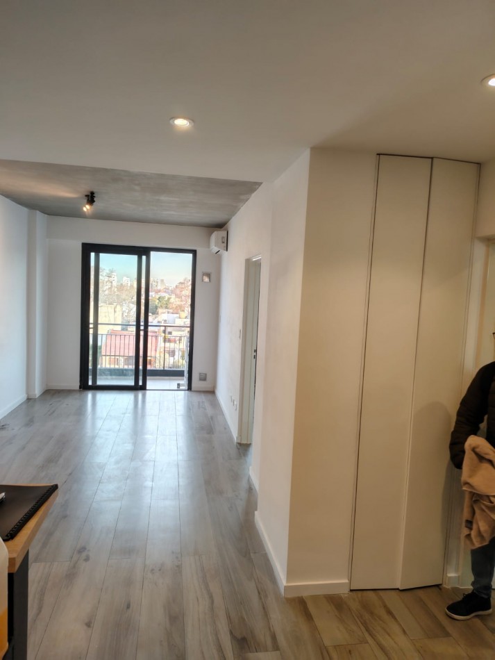 ALQUILER 2 AMBIENTES - VILLA DEVOTO - BALCON Y AMENITIES