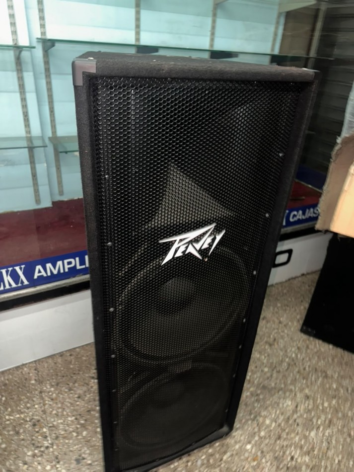DOC SOUND OPORTUNIDAD - IMPORTANTE LOTE DE EQUIPAMIENTO Y MERCADERIA DE SONIDO PROFESIONAL