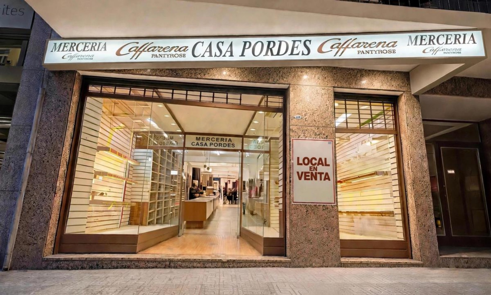 Exclusivo Paquete Inmobiliario En Recoleta: Local, Depto Con Patio Y Cochera